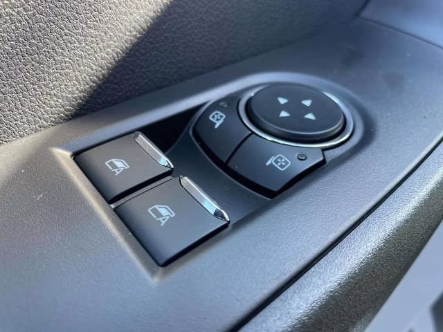 2026 Oxford White Ford Super Duty F-550 DRW XL 4X4 Chassis