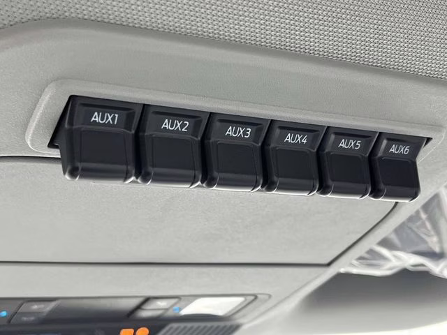 2026 Oxford White Ford Super Duty F-550 DRW XL 4X4 Chassis