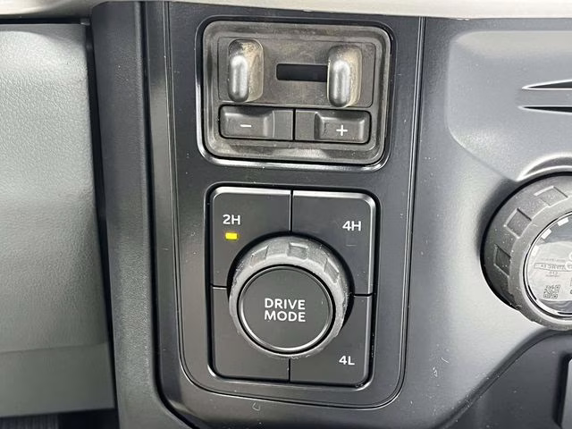 2026 Oxford White Ford Super Duty F-550 DRW XL 4X4 Chassis