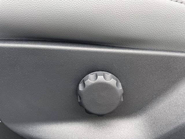 2026 Oxford White Ford Super Duty F-450 DRW XL RWD Chassis