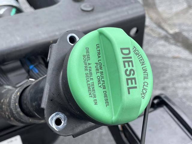 2026 Oxford White Ford Super Duty F-450 DRW XL RWD Chassis