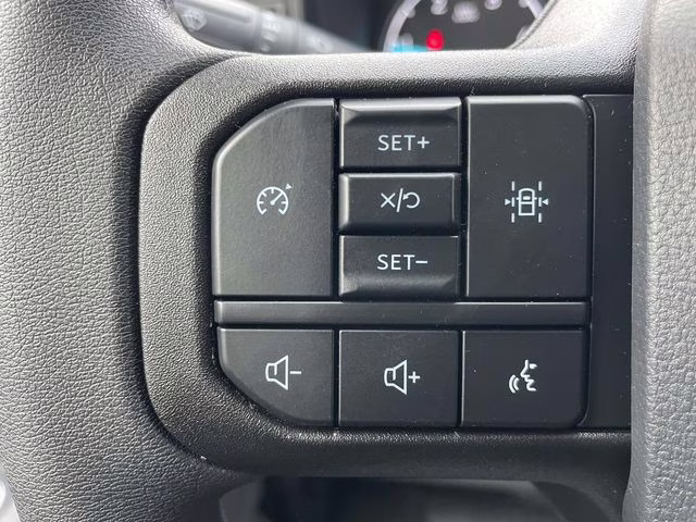 2026 Oxford White Ford Super Duty F-450 DRW XL 4X4 Chassis