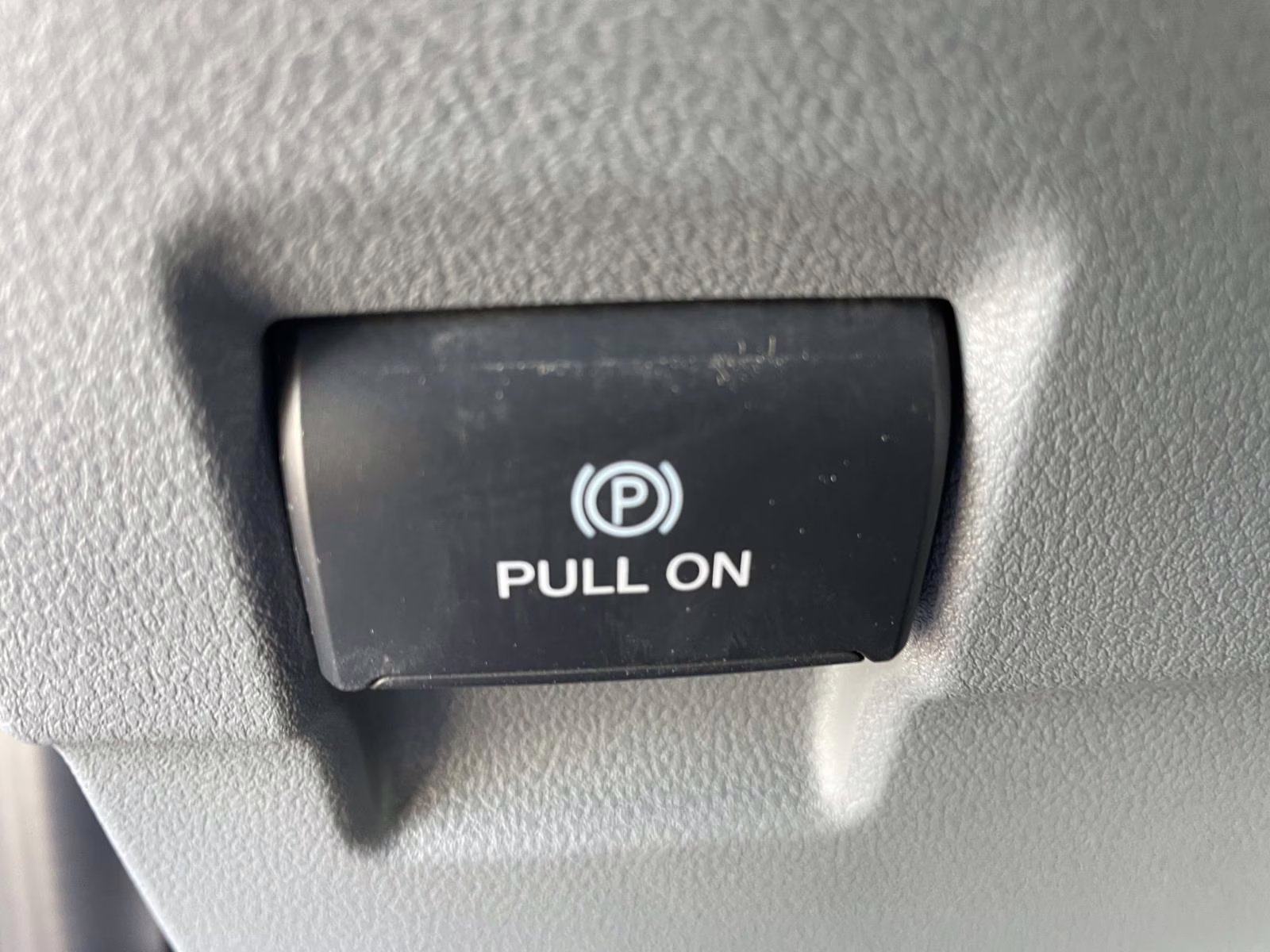 2026 Oxford White Ford Super Duty F-550 DRW XL RWD Chassis