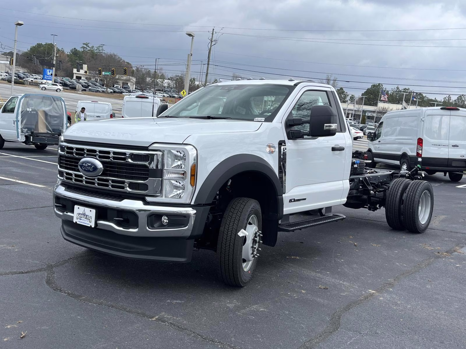 2026 Oxford White Ford Super Duty F-550 DRW XL 4X4 Chassis
