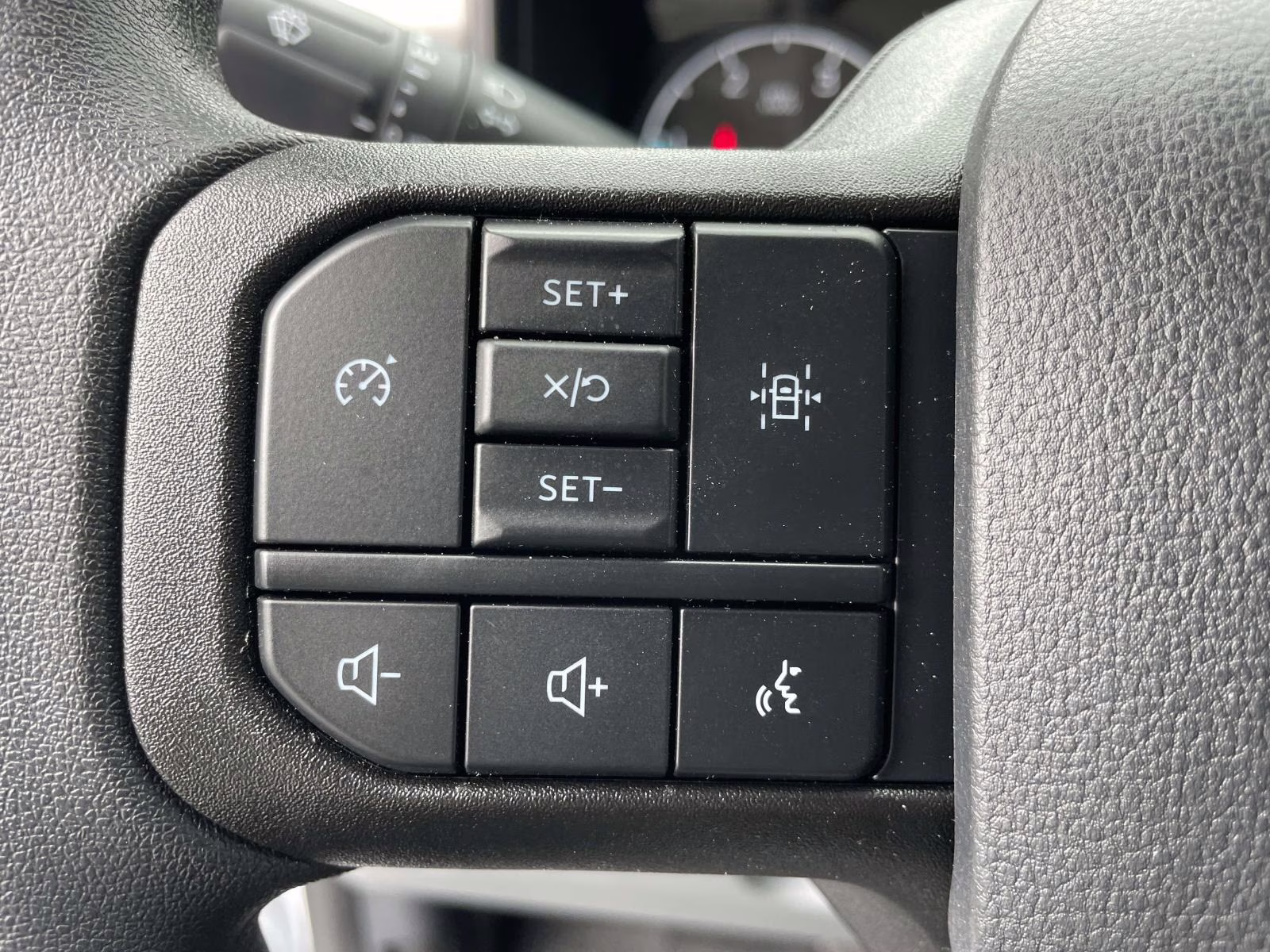 2026 Oxford White Ford Super Duty F-450 DRW XL RWD Chassis