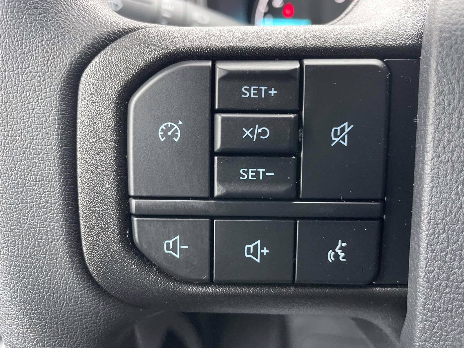 2026 Oxford White Ford Super Duty F-350 SRW XL 4X4 Truck