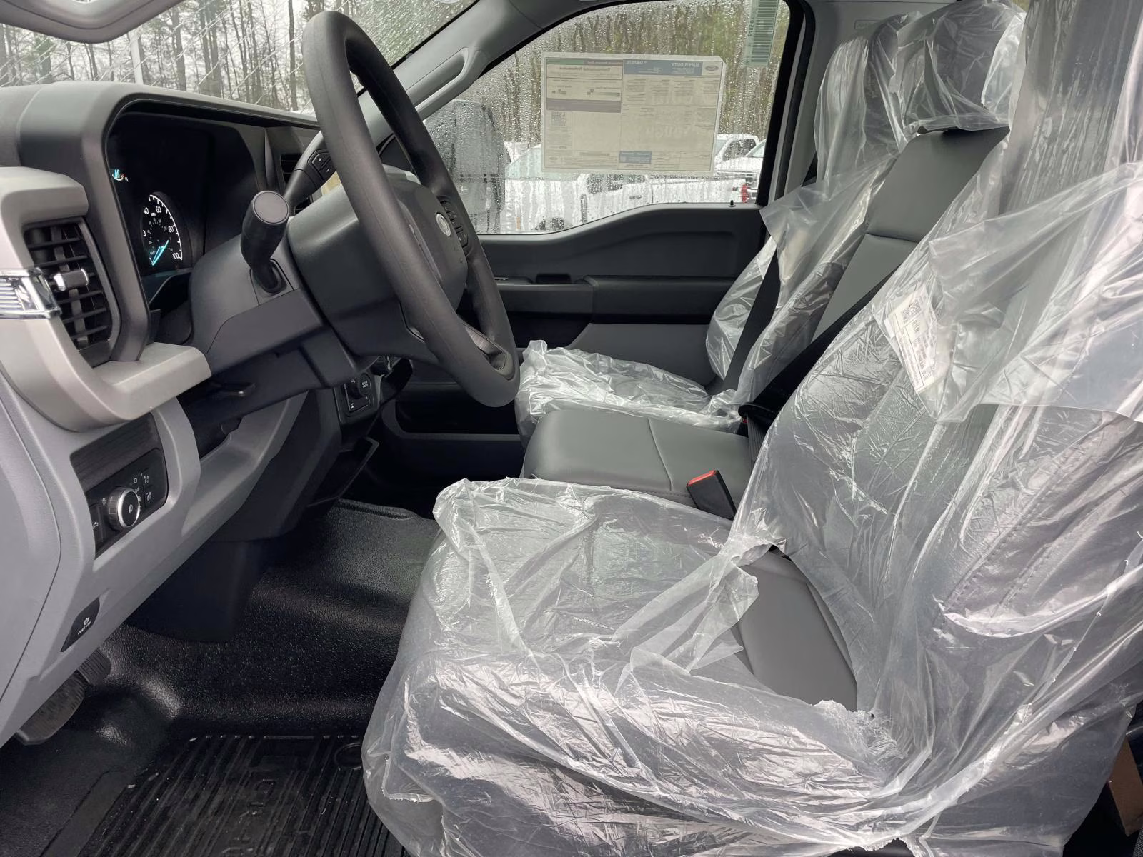 2026 Oxford White Ford Super Duty F-350 SRW XL 4X4 Truck