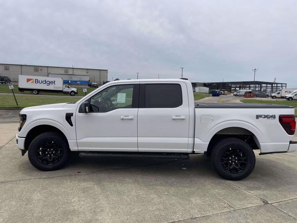 2026 Oxford White Ford F-150 XLT 4X4 Truck