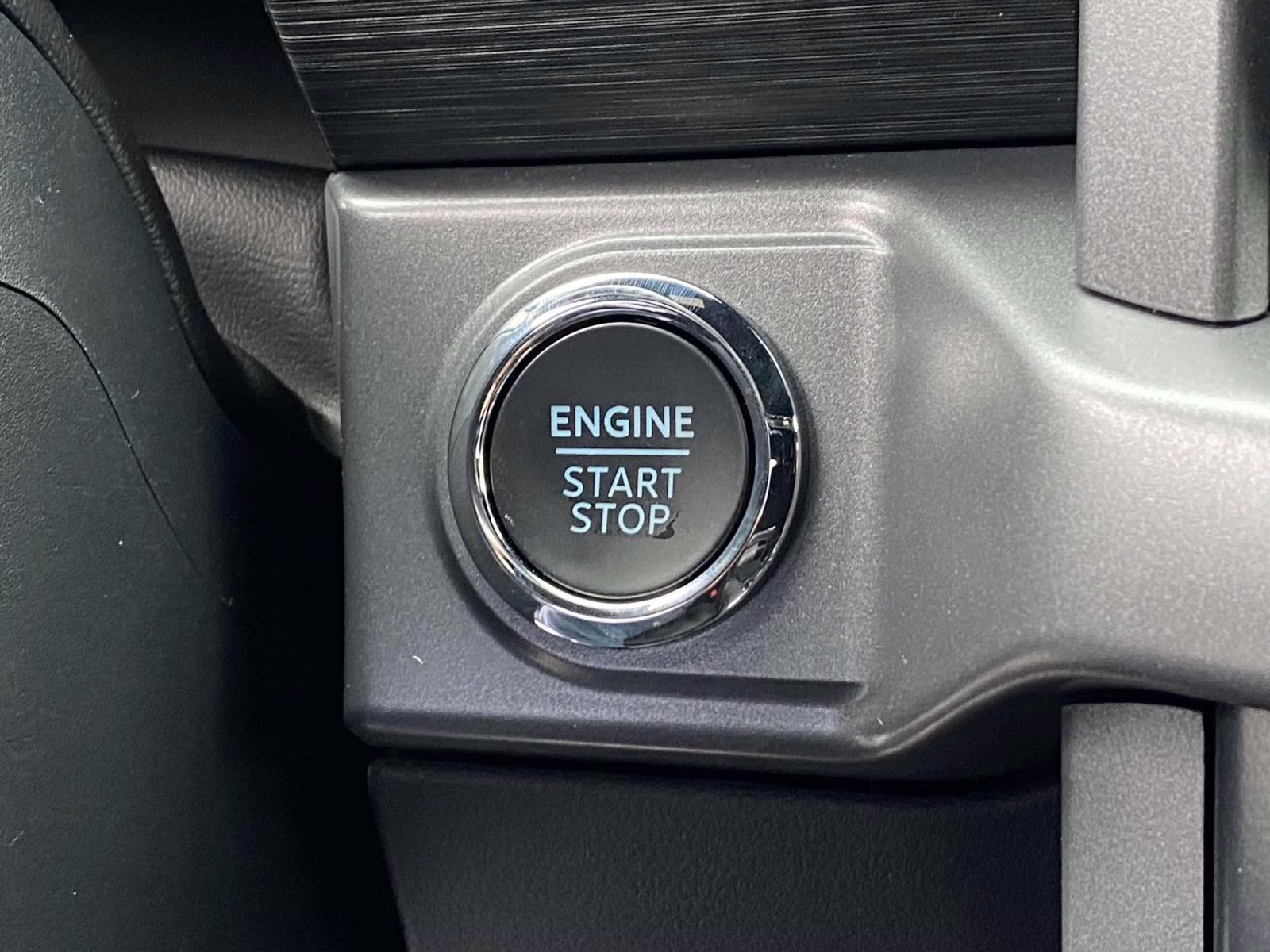 2026 Avalanche Ford F-150 XLT 4X4 Truck