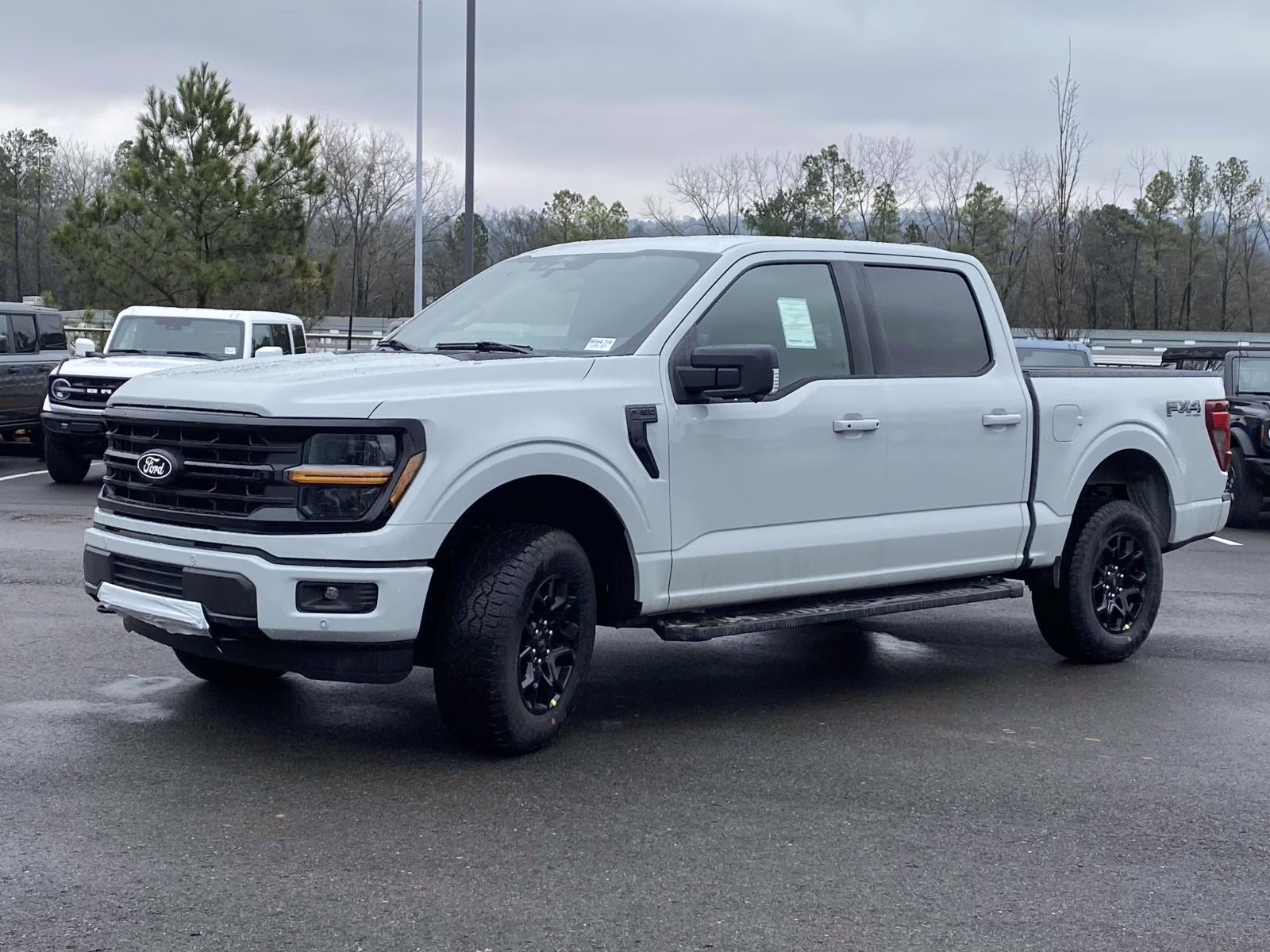 2026 Avalanche Ford F-150 XLT 4X4 Truck