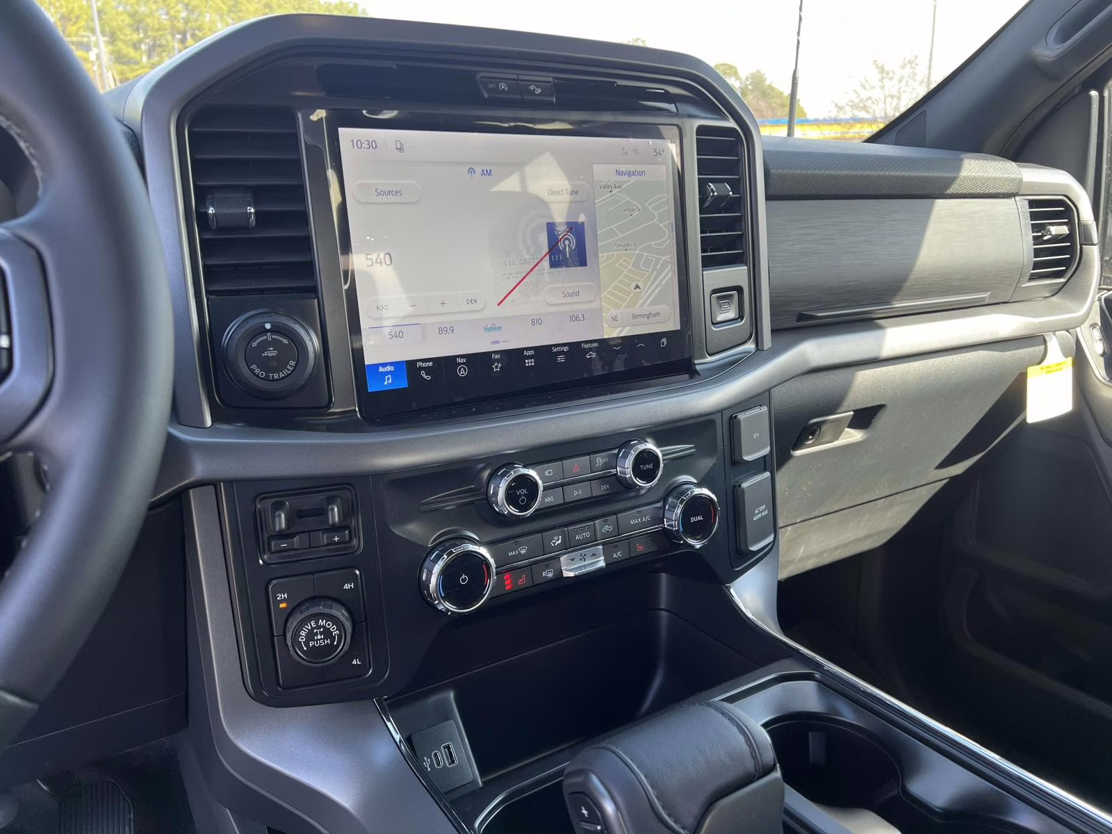 2026 Avalanche Ford F-150 XLT 4X4 Truck