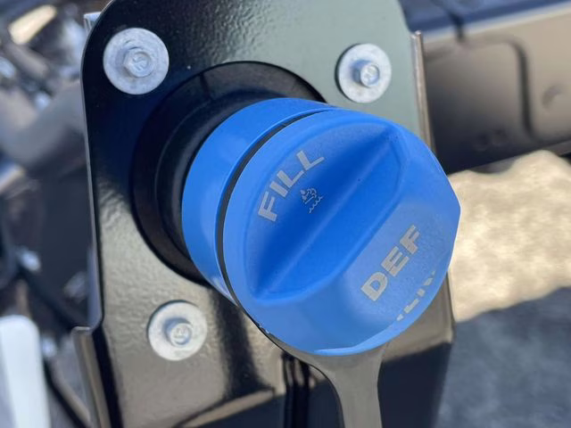 2026 Oxford White Ford Super Duty F-550 DRW XL RWD Chassis