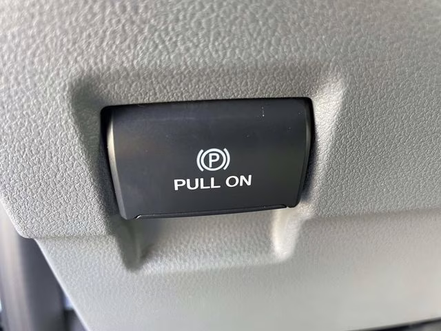 2026 Oxford White Ford Super Duty F-550 DRW XL 4X4 Chassis