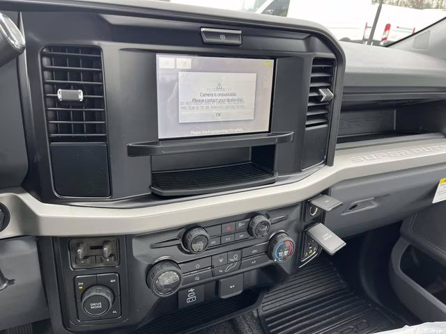 2026 Oxford White Ford Super Duty F-550 DRW XL 4X4 Chassis