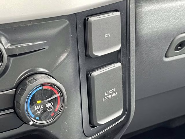 2026 Oxford White Ford Super Duty F-450 DRW XL RWD Chassis