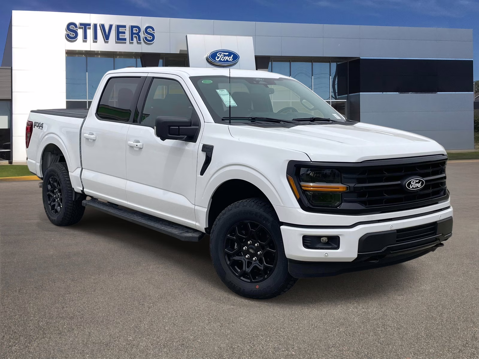 2026 Oxford White Ford F-150 XLT 4X4 Truck