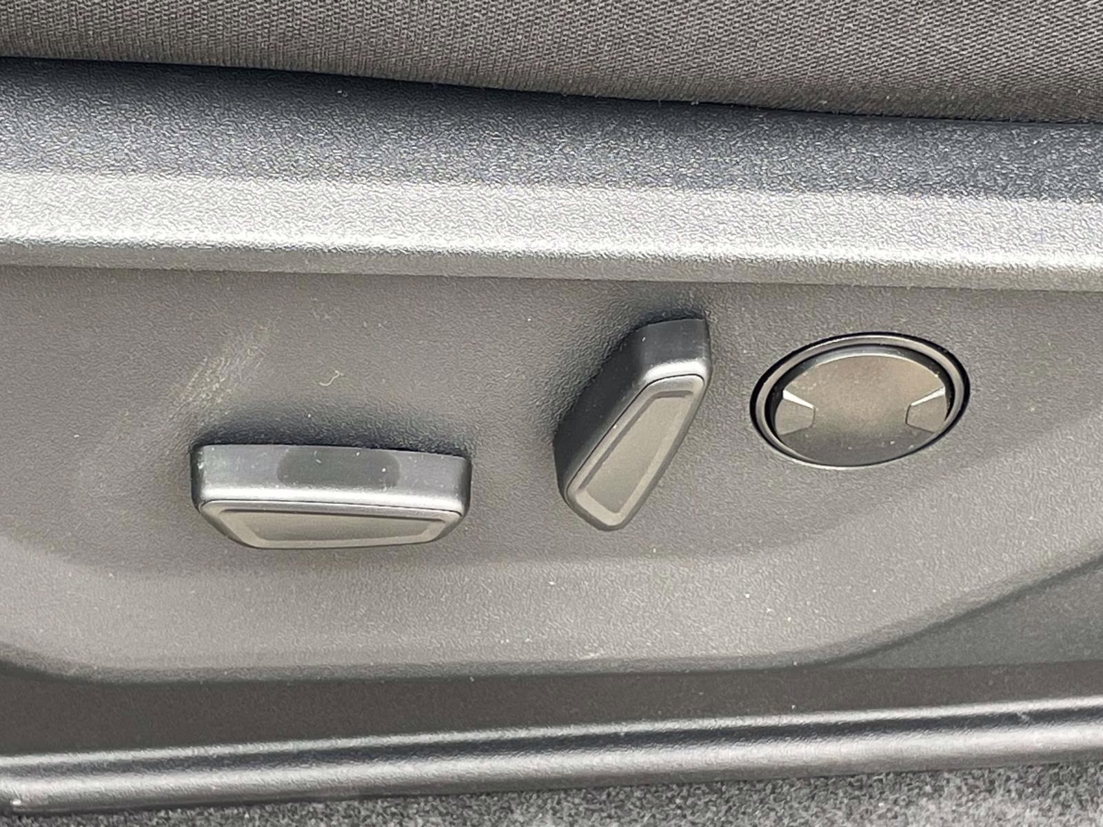 2026 Oxford White Ford F-150 XLT 4X4 Truck