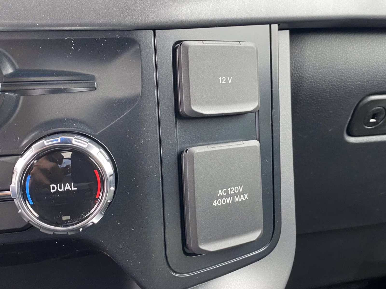 2026 Avalanche Ford F-150 XLT 4X4 Truck