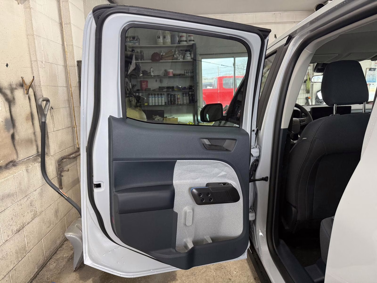 2026 Space White Metallic Ford Maverick XLT AWD Truck