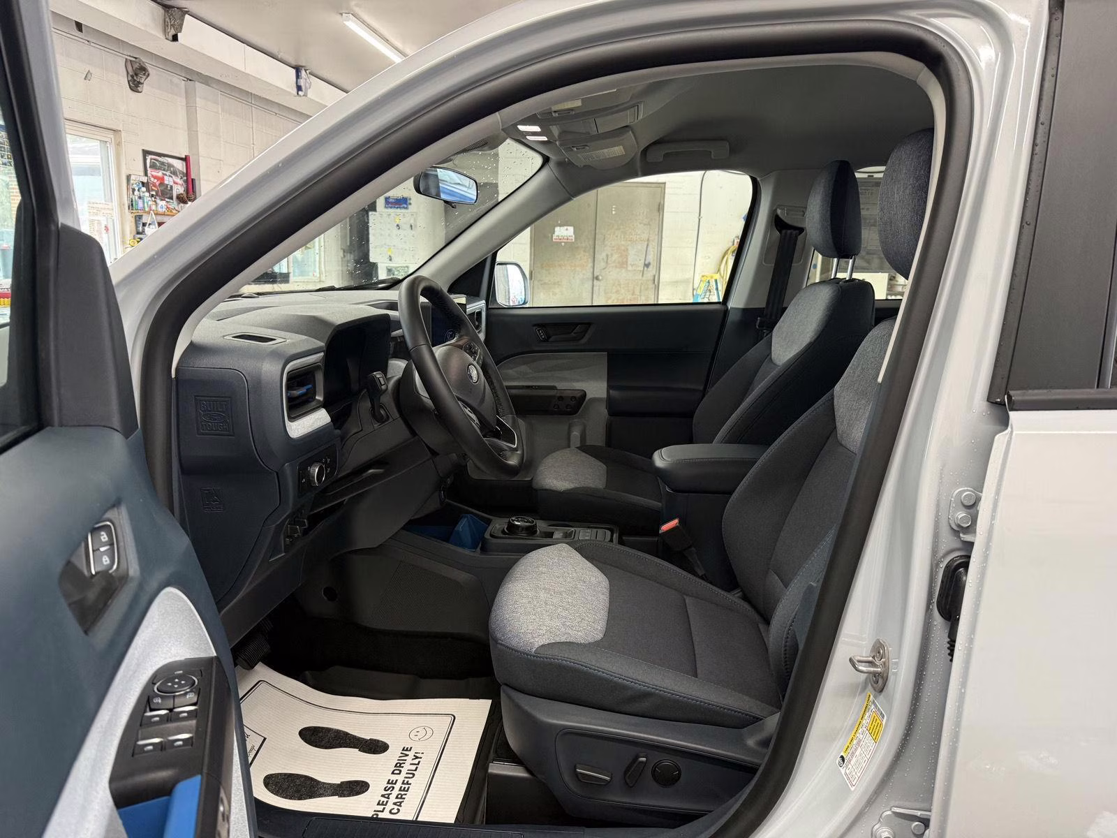 2026 Space White Metallic Ford Maverick XLT AWD Truck