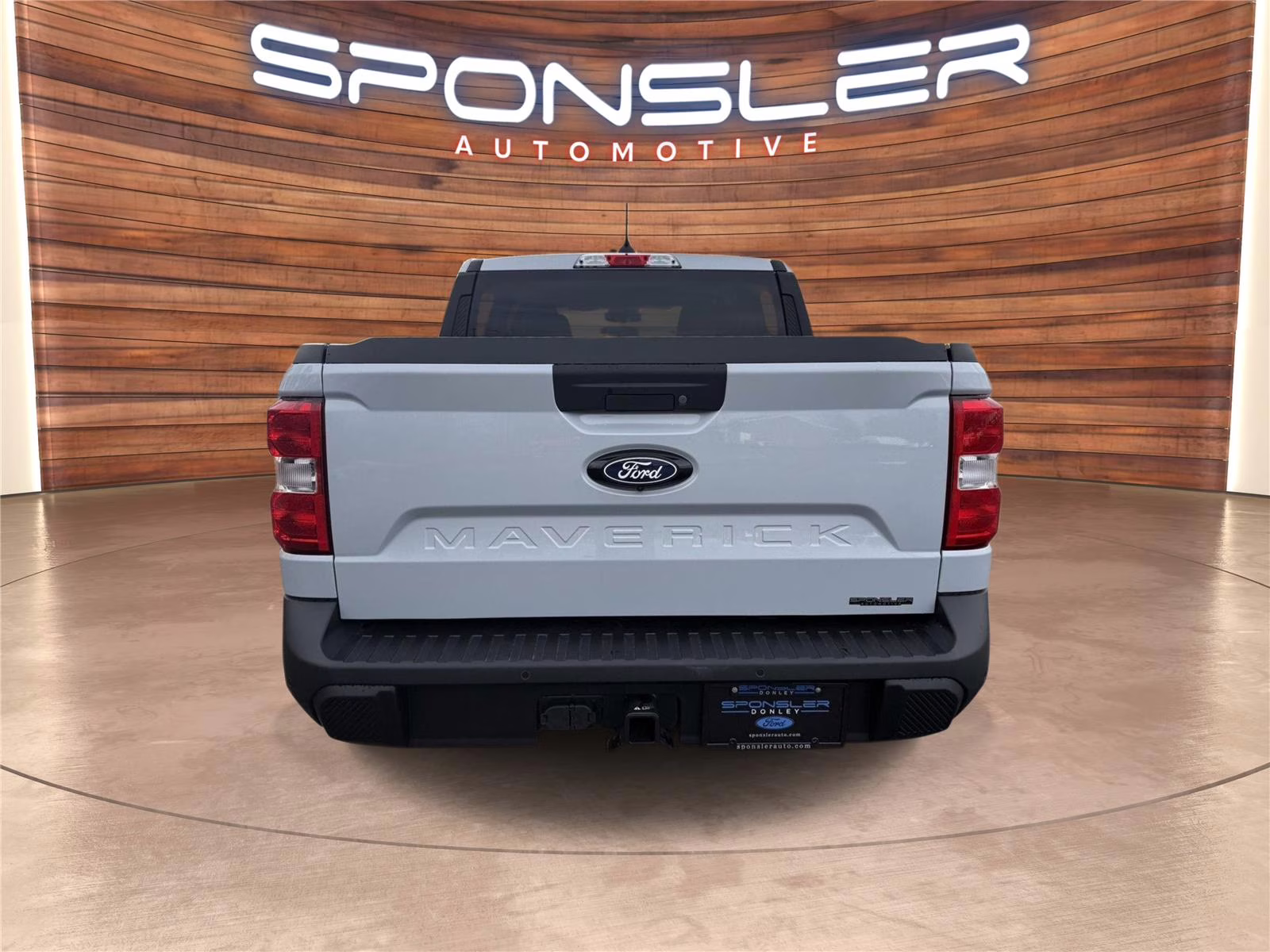 2026 Space White Metallic Ford Maverick XLT AWD Truck