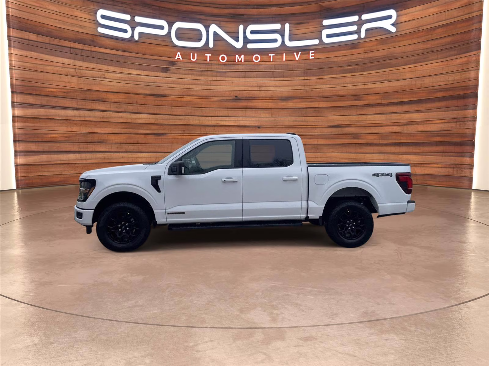 2025 Oxford White Ford F-150 XLT 4X4 Truck