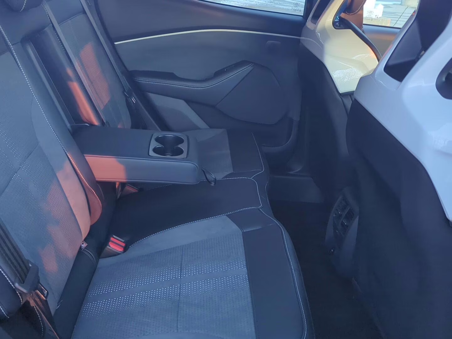 2025 Molten Magenta Metallic Tri-Coat Ford Mustang Mach-E GT AWD SUV