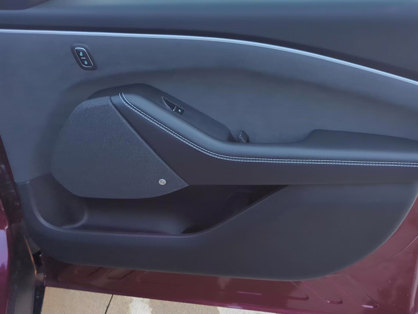 2025 Molten Magenta Metallic Tri-Coat Ford Mustang Mach-E GT AWD SUV