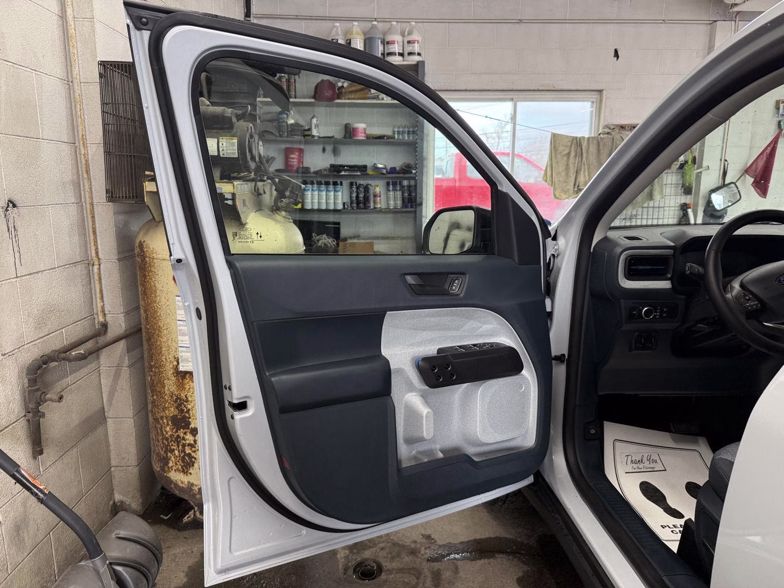 2026 Space White Metallic Ford Maverick XLT AWD Truck