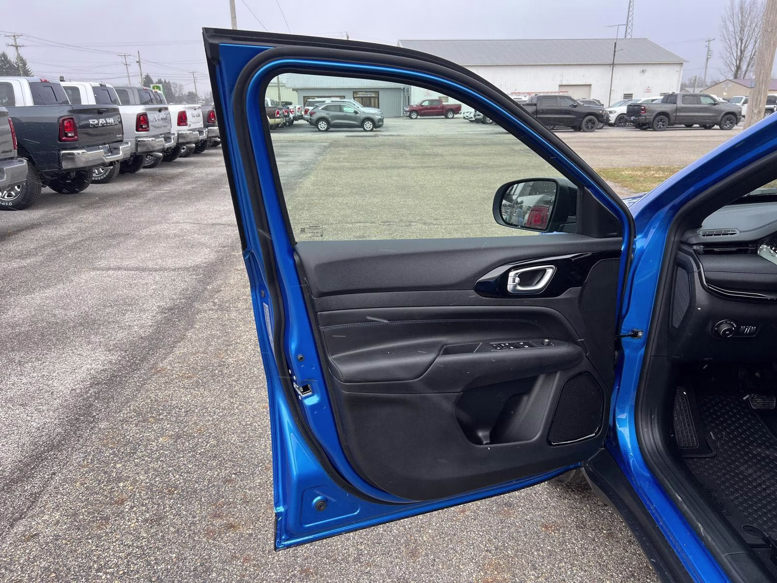 2026 Hydro Blue Pearlcoat Jeep Compass Latitude Altitude 4X4 SUV