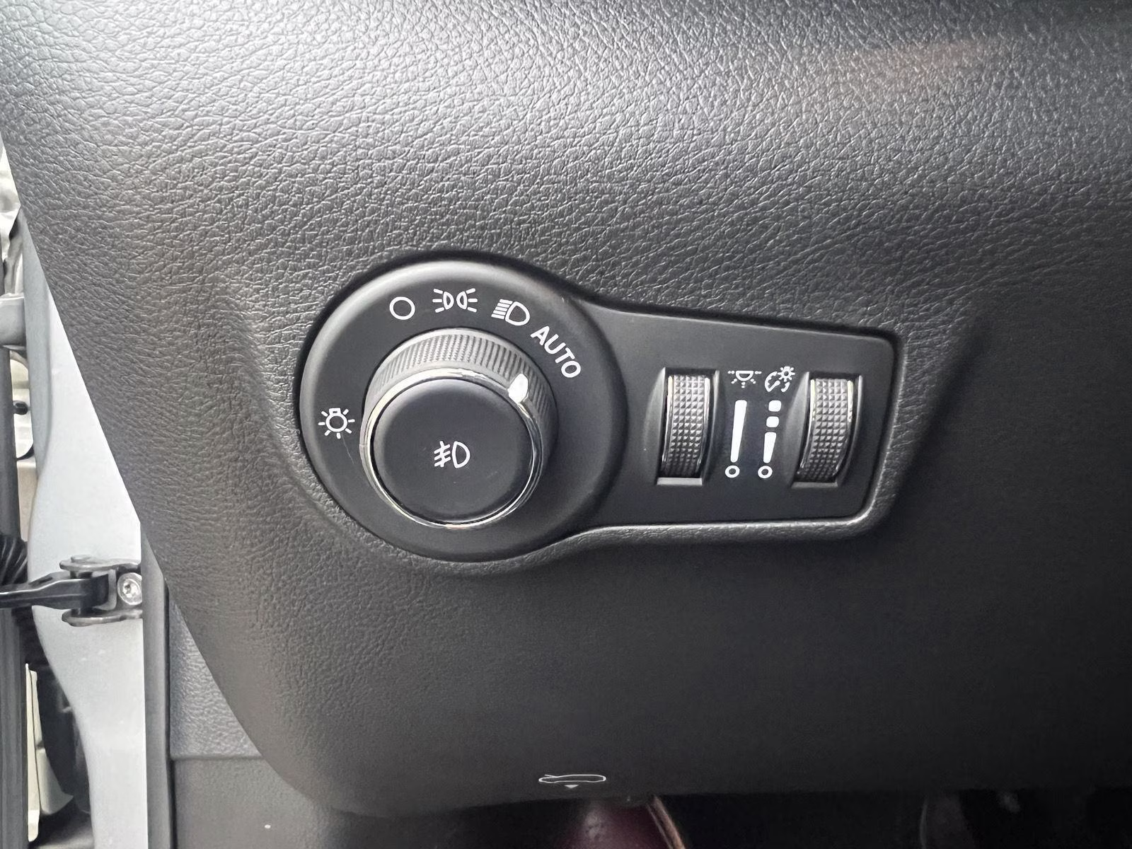 2026 Hydro Blue Pearlcoat Jeep Compass Latitude Altitude 4X4 SUV