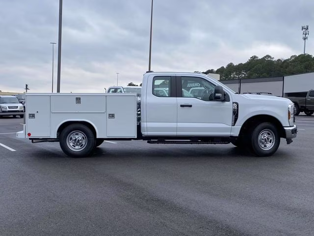 2026 Oxford White Ford Super Duty F-250 SRW XL RWD Truck