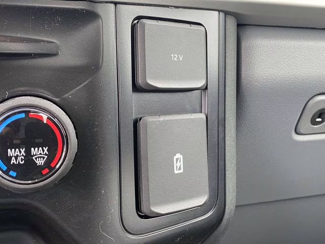 2026 Oxford White Ford Super Duty F-250 SRW XL RWD Truck