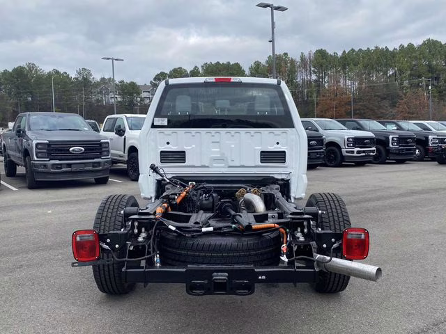 2026 Oxford White Ford Super Duty F-250 SRW XL RWD Truck