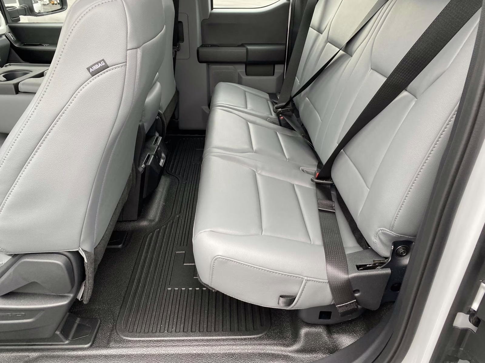 2026 Oxford White Ford Super Duty F-250 SRW XL RWD Truck