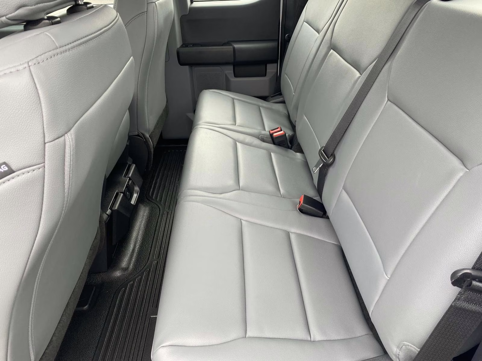 2026 Oxford White Ford Super Duty F-250 SRW XL RWD Truck