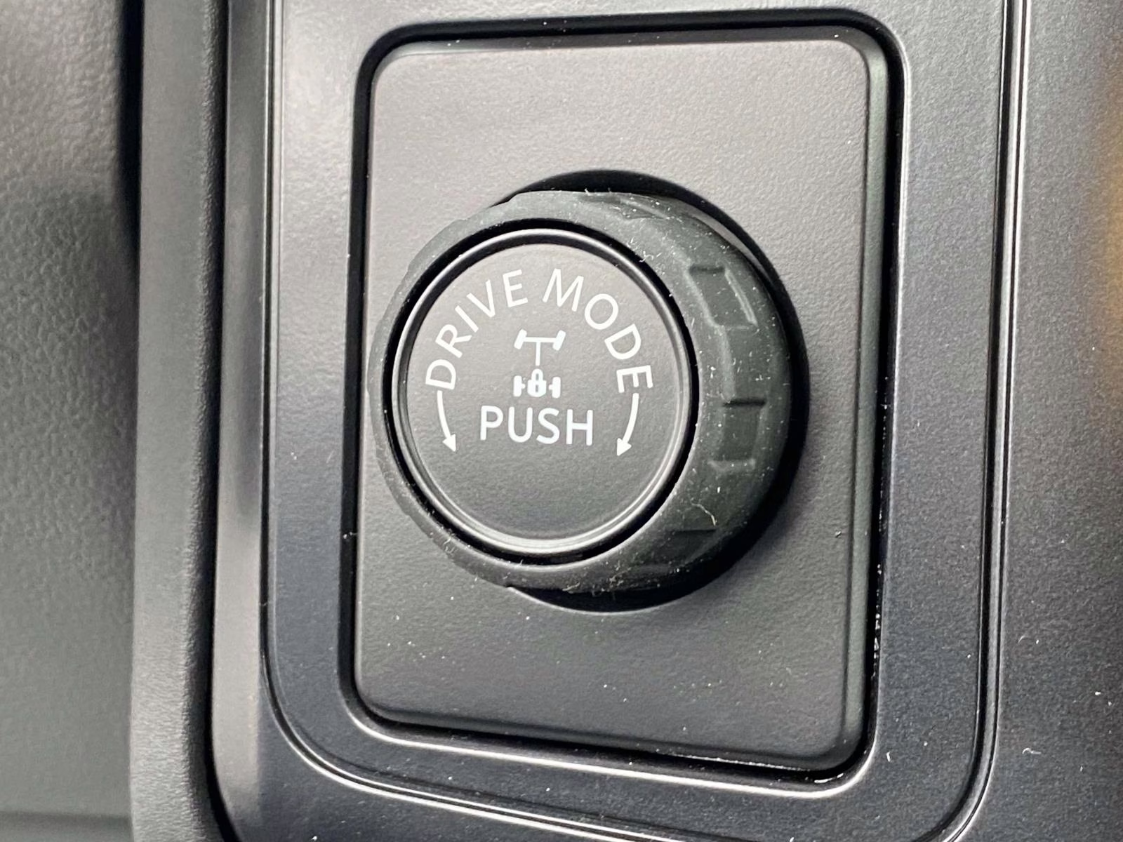 2026 Oxford White Ford Super Duty F-250 SRW XL RWD Truck