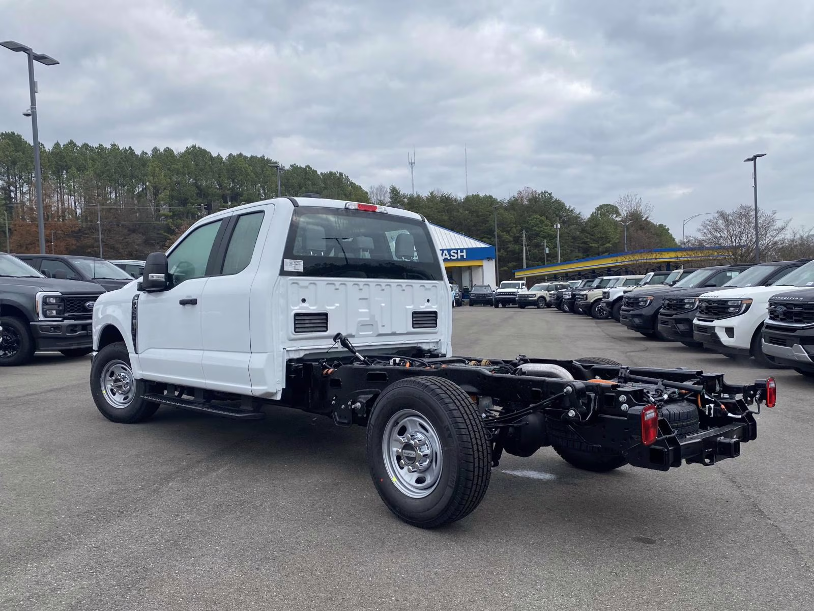 2026 Oxford White Ford Super Duty F-250 SRW XL RWD Truck