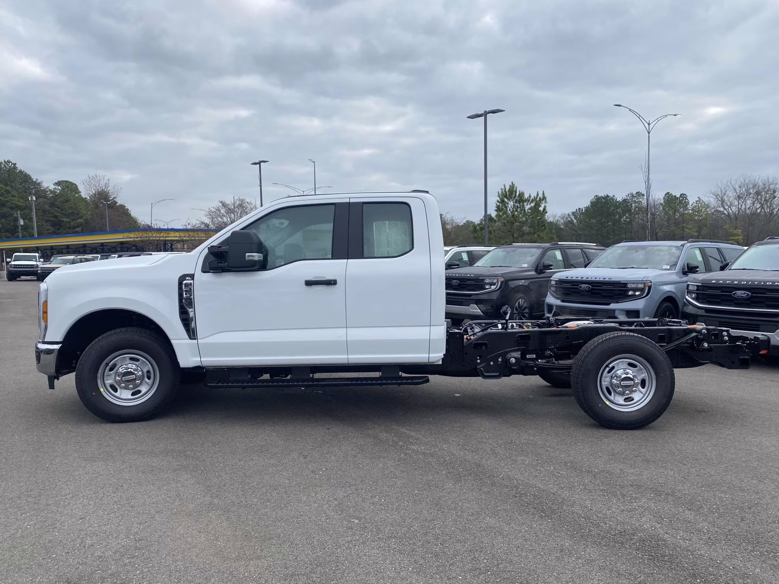 2026 Oxford White Ford Super Duty F-250 SRW XL RWD Truck