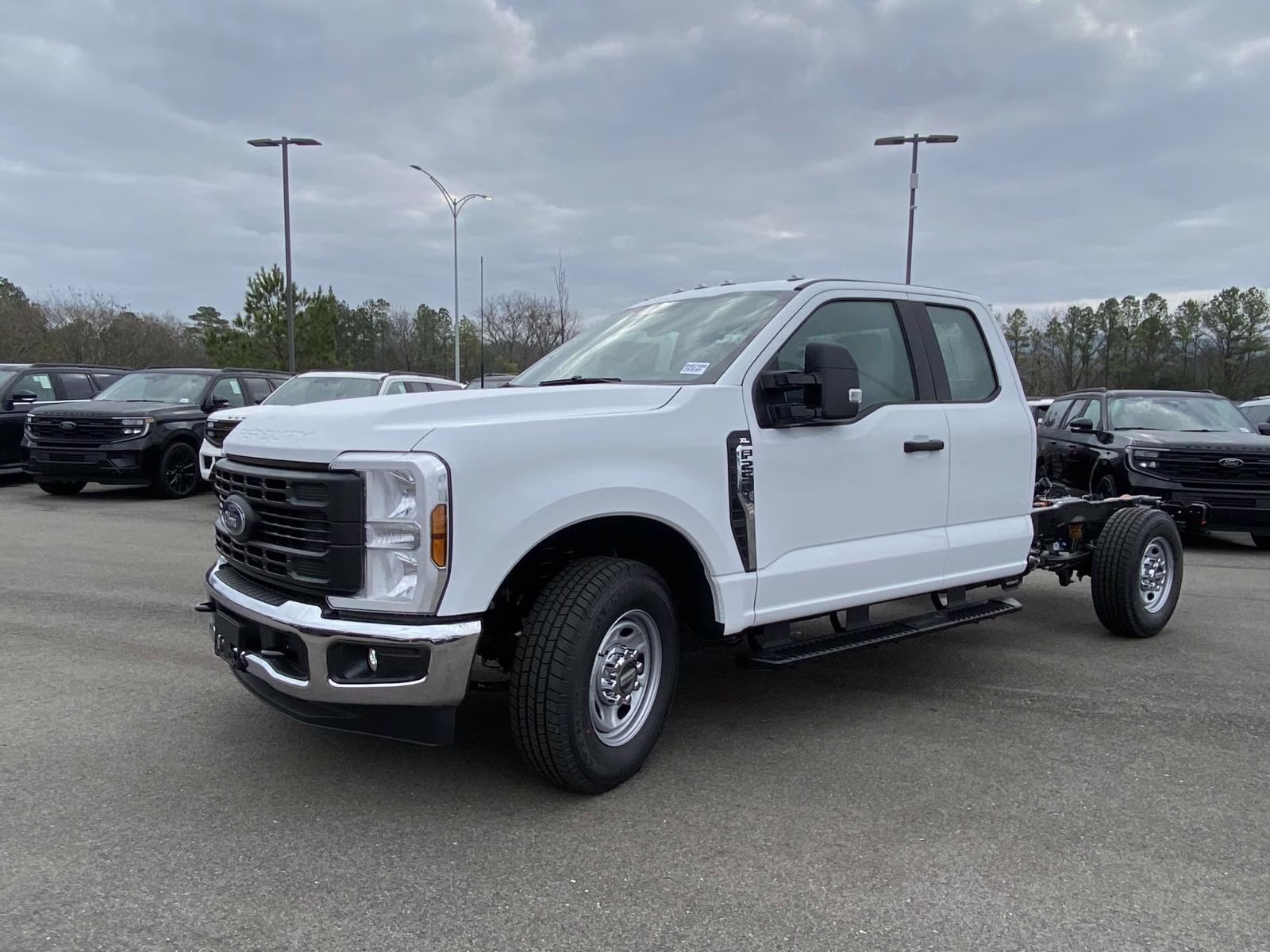 2026 Oxford White Ford Super Duty F-250 SRW XL RWD Truck