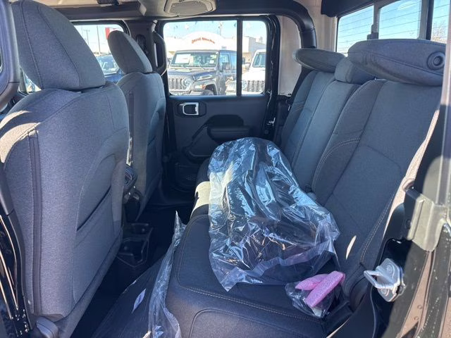 2026 Black Clearcoat Jeep Gladiator Sport 4X4 Truck