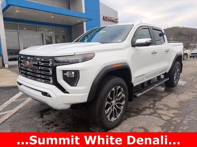 2023 Summit White GMC Canyon Denali 4X4 Truck