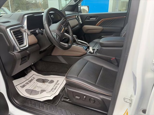 2023 Summit White GMC Canyon Denali 4X4 Truck