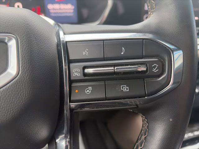 2023 Summit White GMC Canyon Denali 4X4 Truck