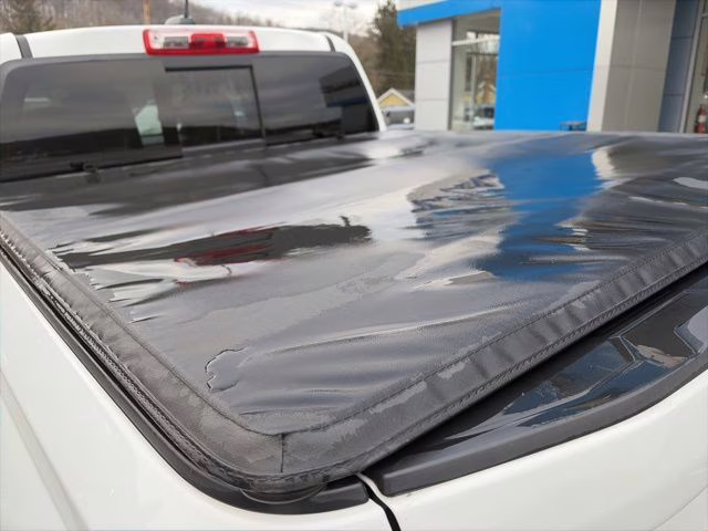 2023 Summit White GMC Canyon Denali 4X4 Truck