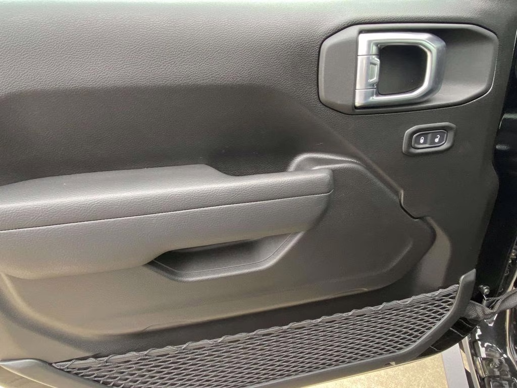 2026 Black Clearcoat Jeep Gladiator Sport 4X4 Truck