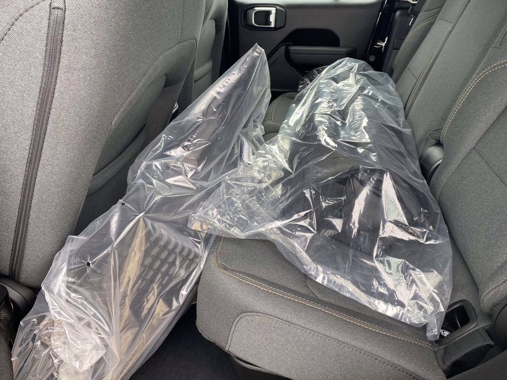 2026 Black Clearcoat Jeep Gladiator Sport 4X4 Truck