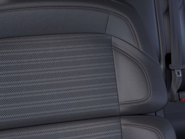 2026 White Platinum Clearcoat Metallic Lincoln Nautilus Reserve AWD SUV