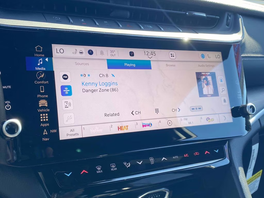 2026 Bright White Clearcoat Jeep Grand Cherokee Laredo Altitude RWD SUV