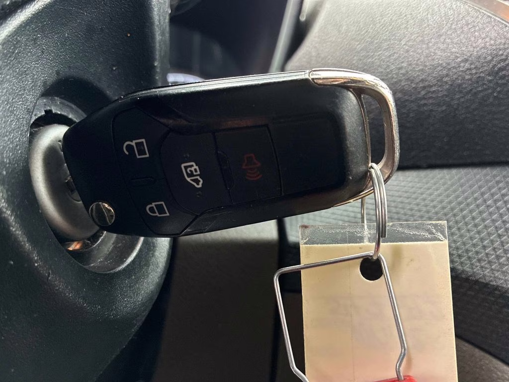 2023 Frozen White Ford Transit Connect XL FWD Van